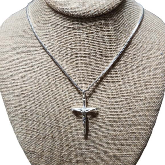 925 Jewelry - NWT Sterling Silver 925 Cross Pendant with 925 Chain